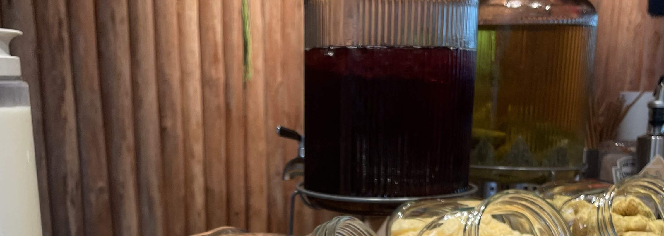 Bánh kẹo chào mừng